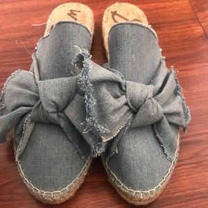 Sam Edelman denim bow slip ons